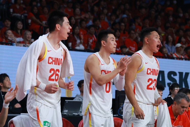 世界杯高清直播入口-B组排名：中国男篮2胜2负交锋劣势仍列第三 日韩前二中国台北垫底